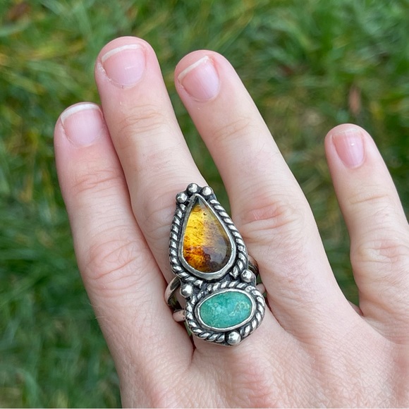 💙 GORGEOUS Turquoise + Amber ring 💙 - Picture 7 of 7